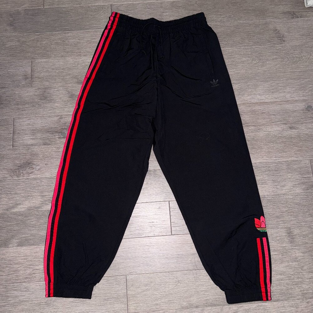 Adidas Women’s Blacked Cuffed Sweatpants with Red Stripes